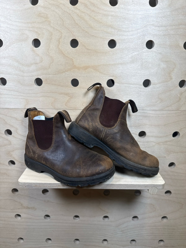 Child Size 4.5 Blundstones Boots