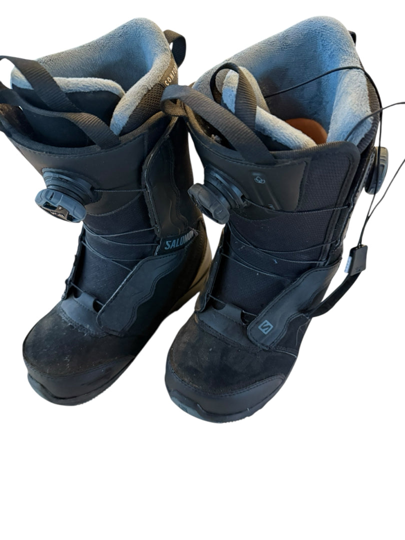 Size 5 Salomon Sports gear