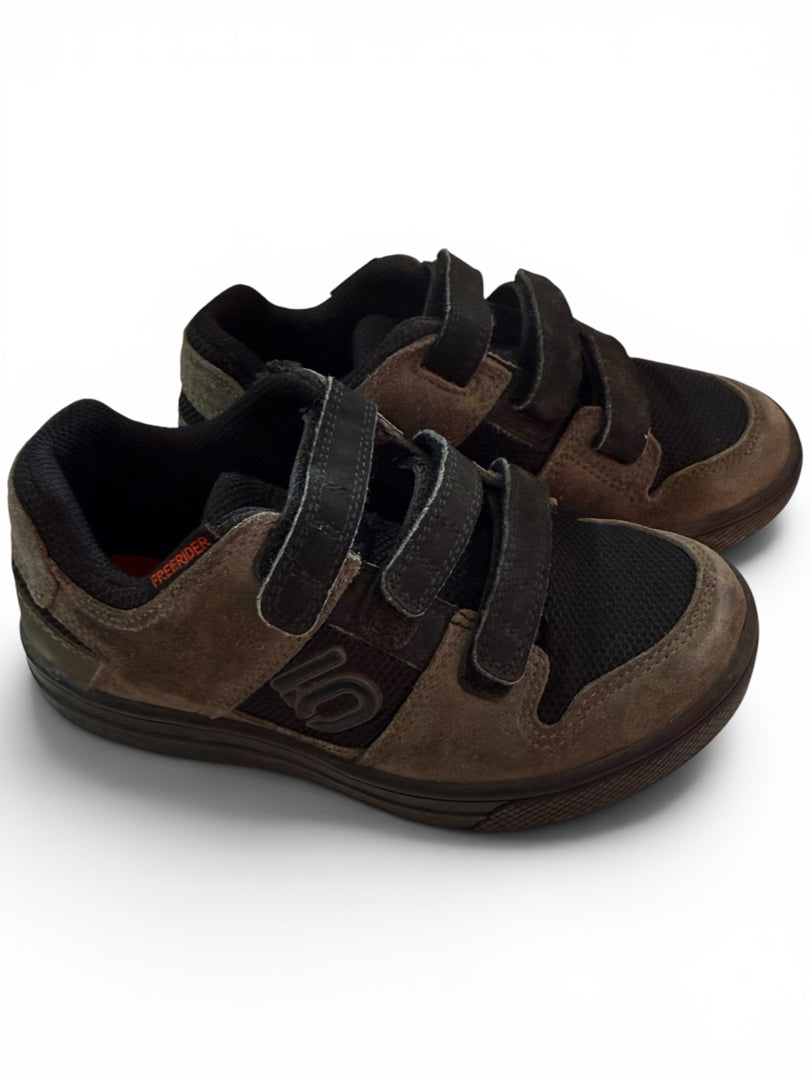 Child Size 13.5 Five Tens Shoes