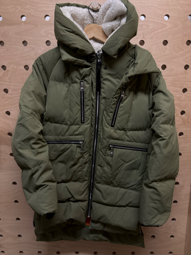 Child Size Medium (5) Orolay Jacket