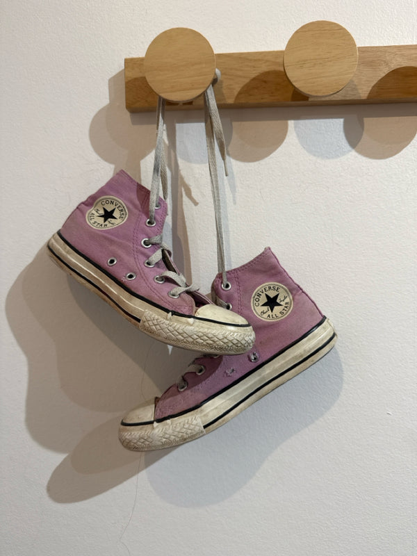 Child Size 1 Converse Shoes