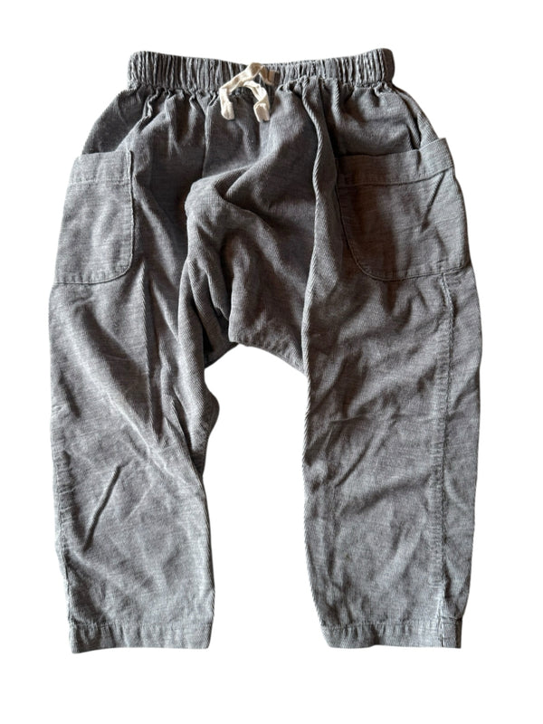 Child Size 4/5 Petit Vilains Pants