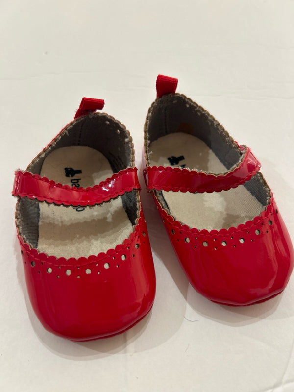 Child Size 6-12months gap Shoes